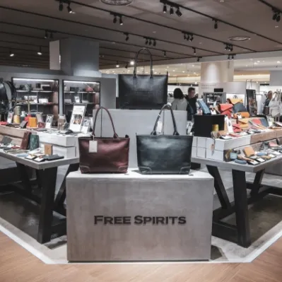 FREESPIRITS 大阪 LUCUA1100店